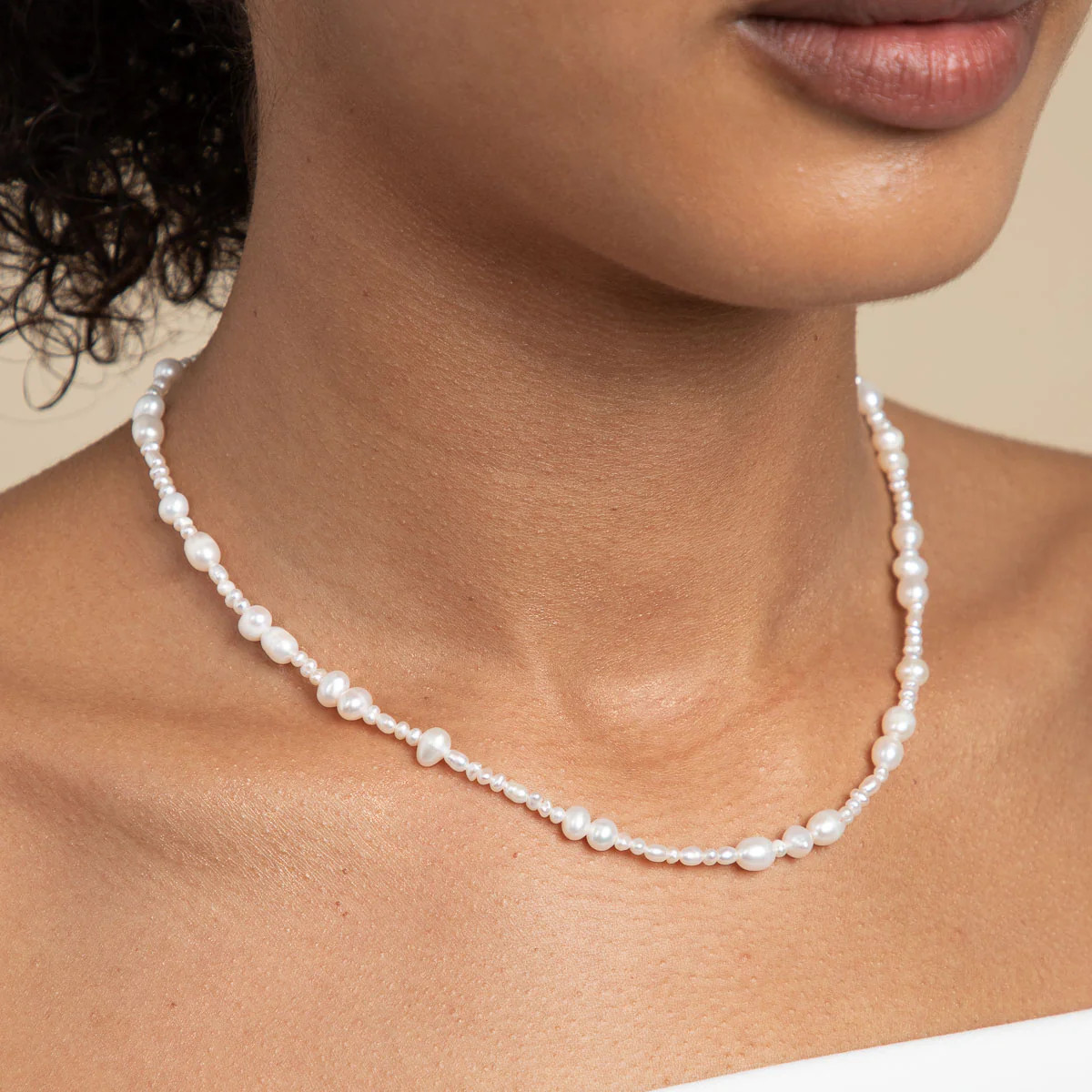 Serenity Pearl Beaded Necklace in Gold | Astrid & Miyu UK