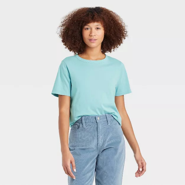 Women's Short Sleeve T-Shirt - Universal Thread™ | Target
