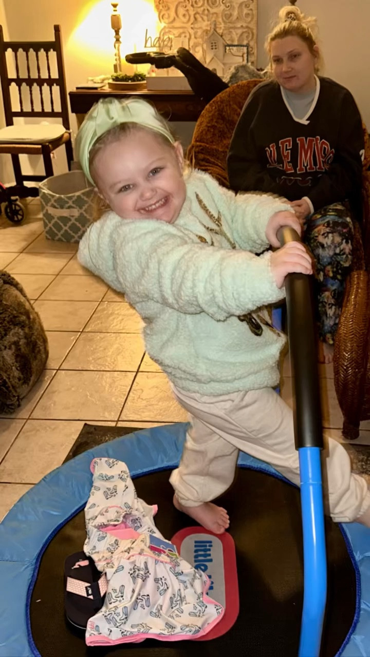 Santa came to see Riley at Nanny’s house!!! 