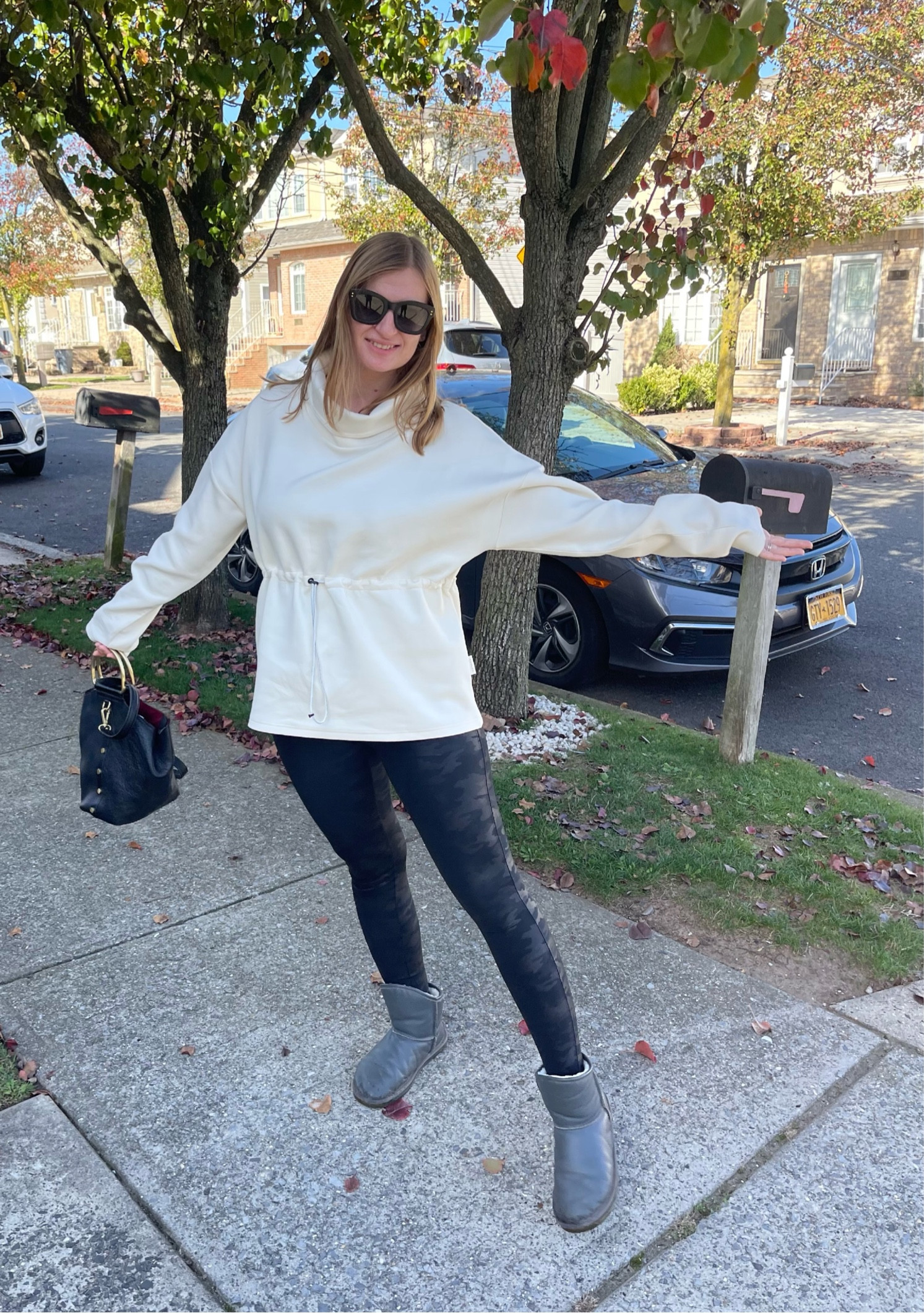 Comfortable and presentable casual look by Varley & Spanx 😍#LTKtravel #LTKstyletip

#LTKSeasonal