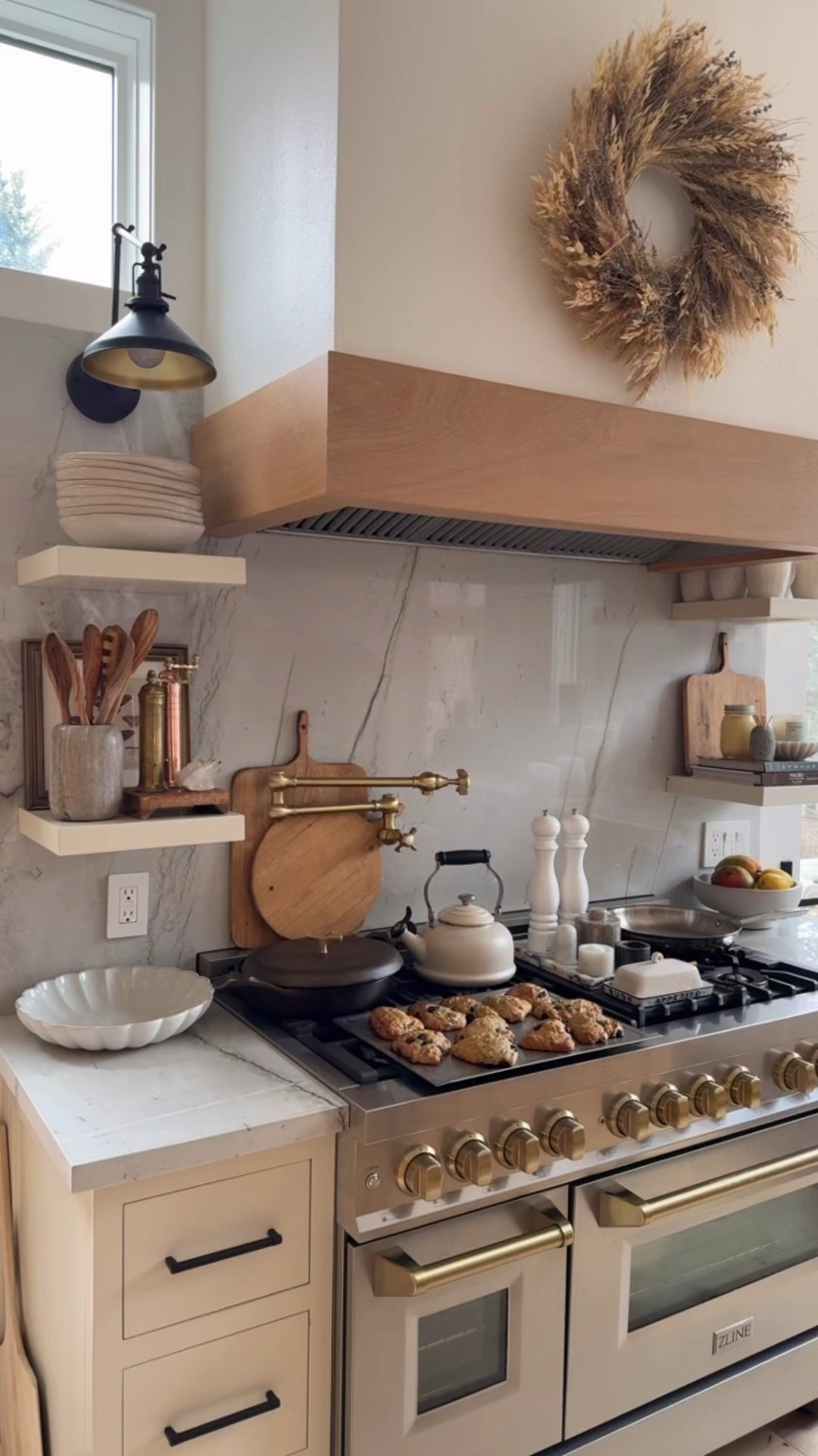 KITCHEN \ linking all my favorite cooking and decor items👩🏻‍🍳

Home
Decor
Range
Stove
Baking
Target
Amazon 

#LTKHome #LTKFindsUnder100 #LTKWatchNow