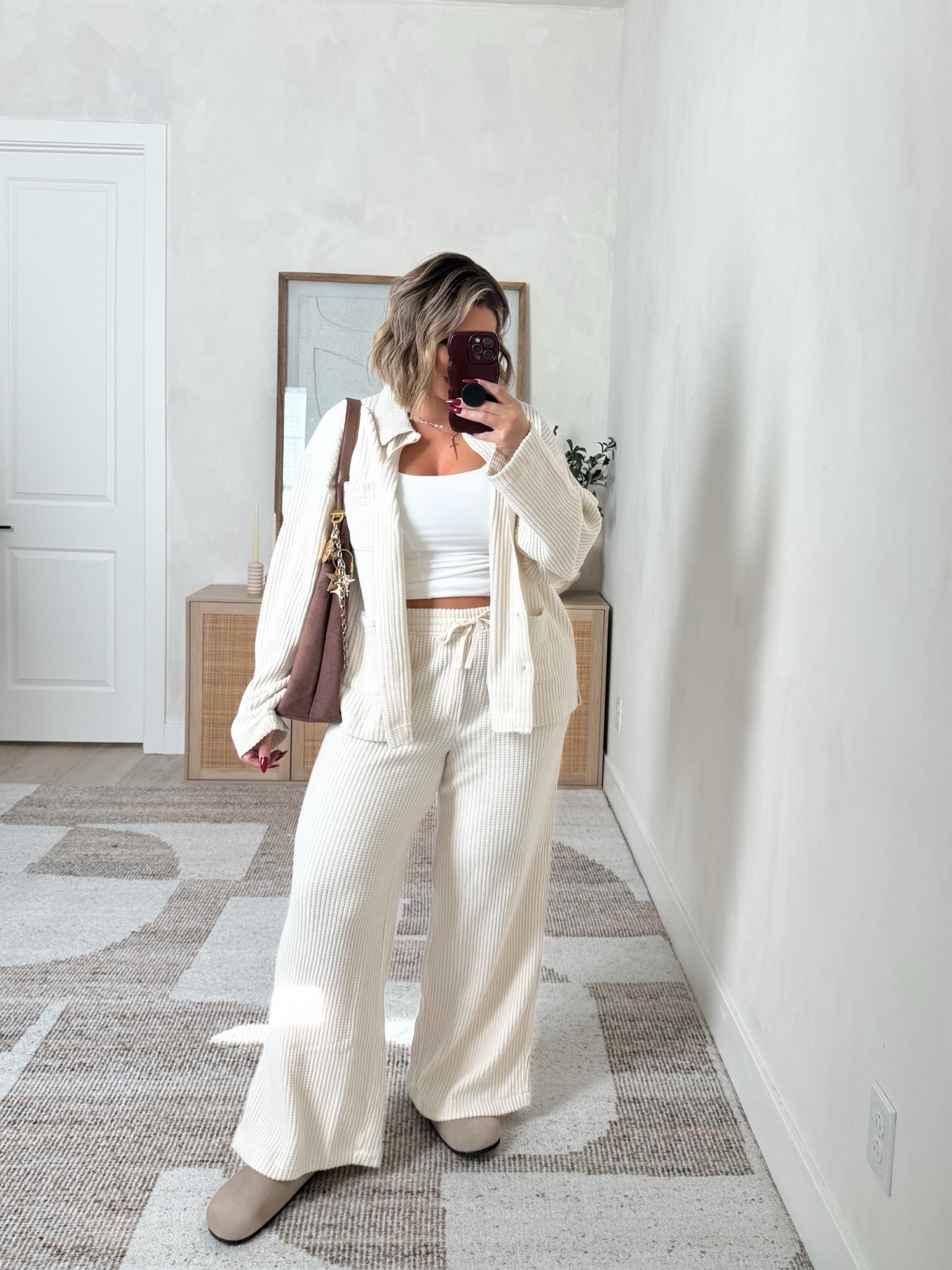 Tank L 
Pants L 
Top XL 


Follow my shop @shaynaslife on the @shop.LTK app to shop this post and get my exclusive app-only content!

#liketkit 
@shop.ltk
https://liketk.it/50rRK

#LTKFindsUnder50 #LTKSaleAlert #LTKMidsize