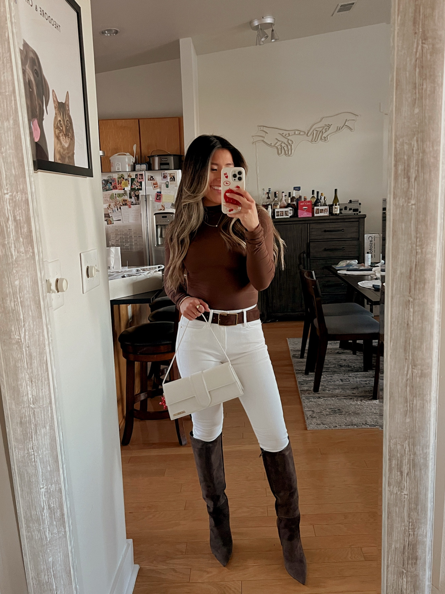 frame le high skinny (blanc / 25), tony bianco boots 7.5 (runs a little big), below the belt (xs), skims long sleeve (s), jacquemus purse 