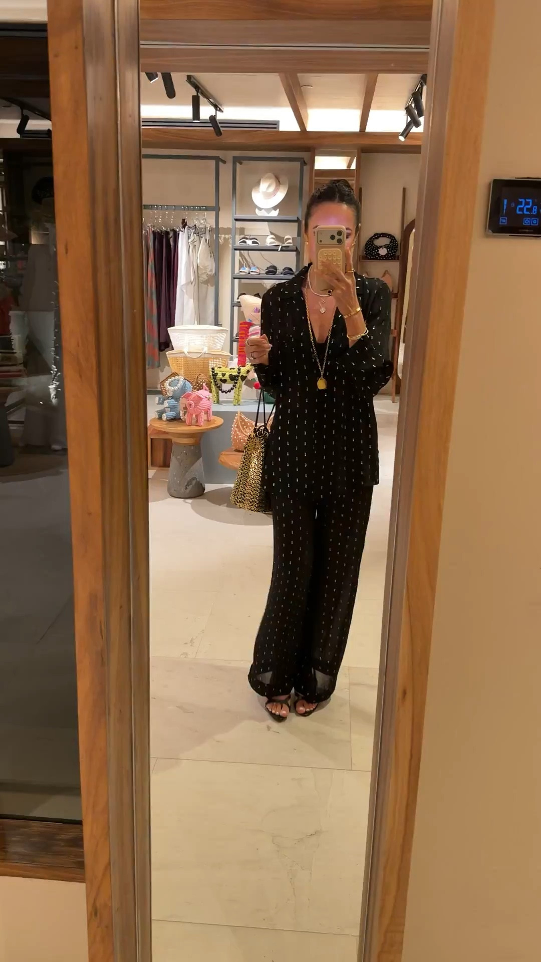 Such a beautiful set, I’m in an XS 

Electric picks code: Take20 





Set, Cabo, resort 

#LTKOver40 #LTKSeasonal