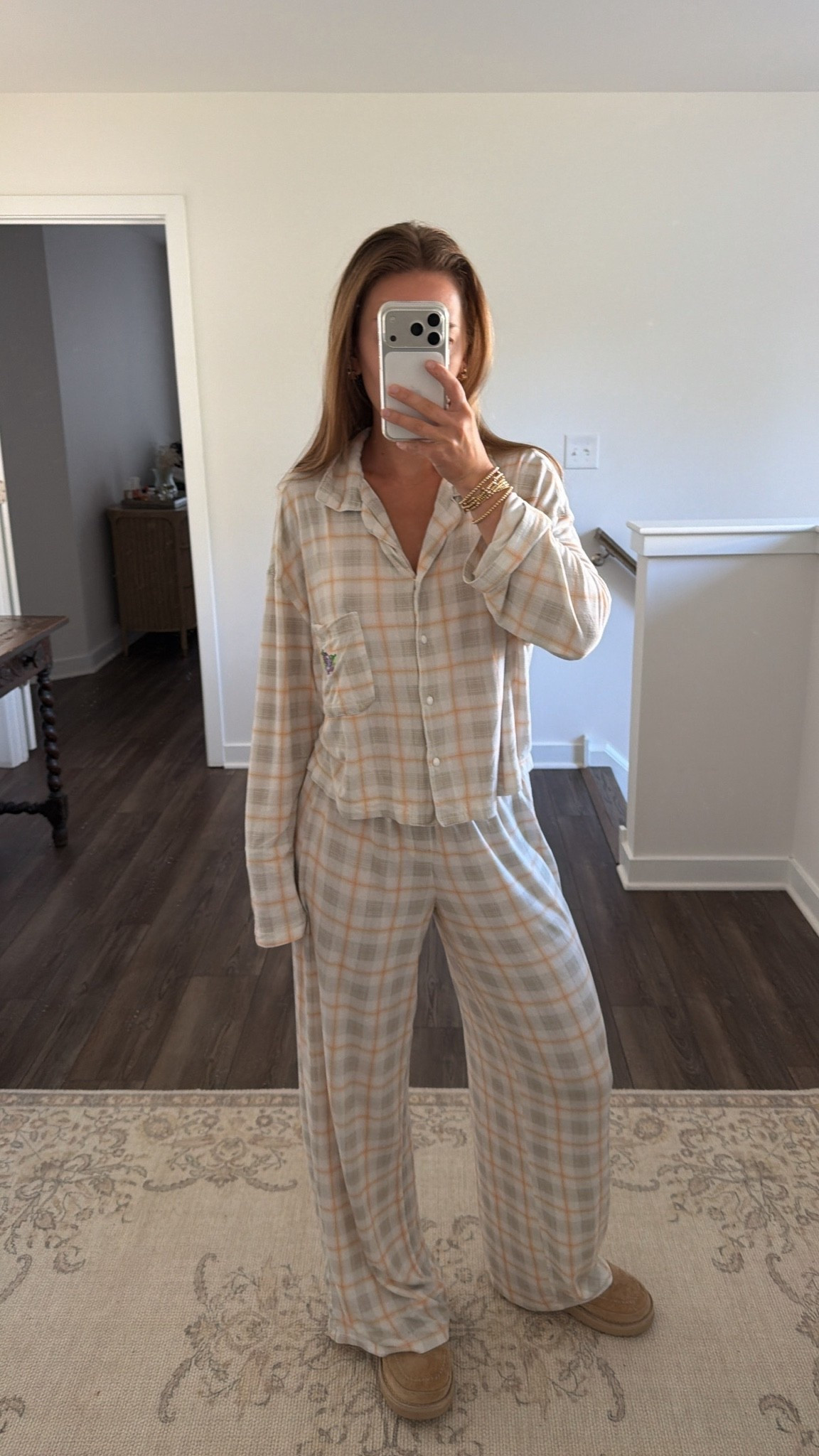 8/26/26 Cozy Fall Morning PJs 🍂

The cutest PJs for slow fall mornings 🤎 This Dairy Boy set is so soft + cozy and already becoming one of my favorites as we head into fall. Perfect for morning coffee, lounging around the house, or cozy nights in.

Linked here ✨

#LTKmorningroutine