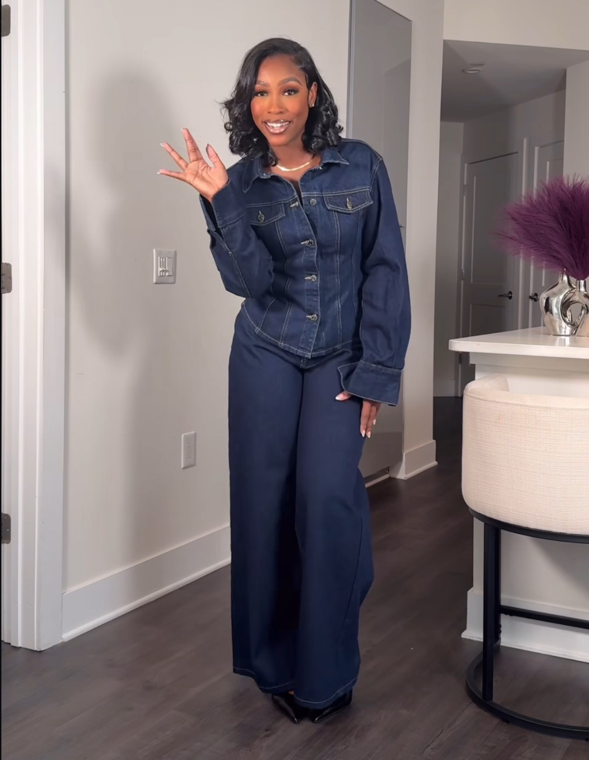 A denim set is a MUST For your wardrobe! I love the way this dark denim looks 😍 #denimset

#LTKSeasonal #LTKootd #LTKgrwm