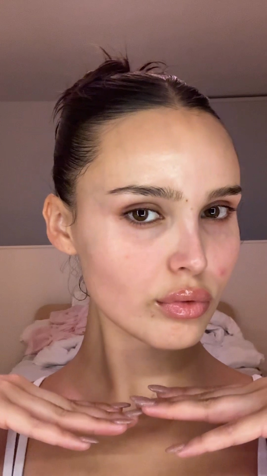 Bed time 🧸

#LTKgrwm #LTKselfcare #LTKBeauty