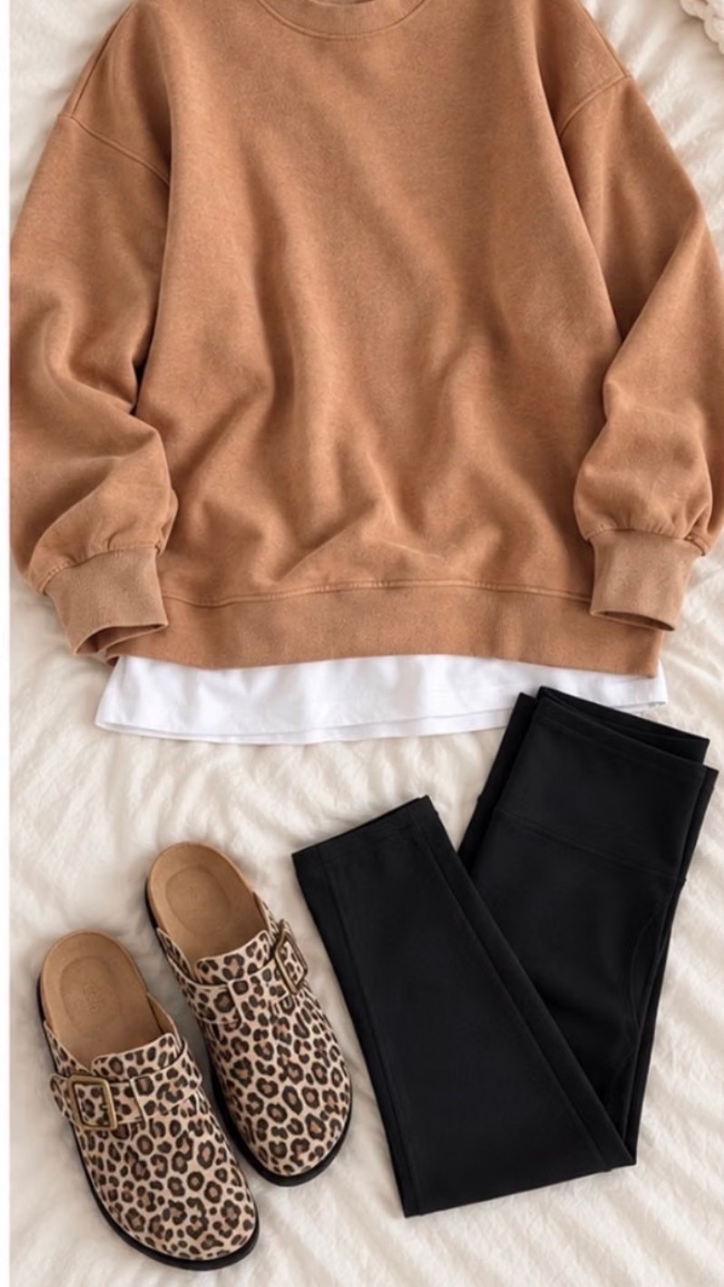 Such a cute oversized sweater!!

#LTKootd #LTKgrwm #LTKdayinmylife