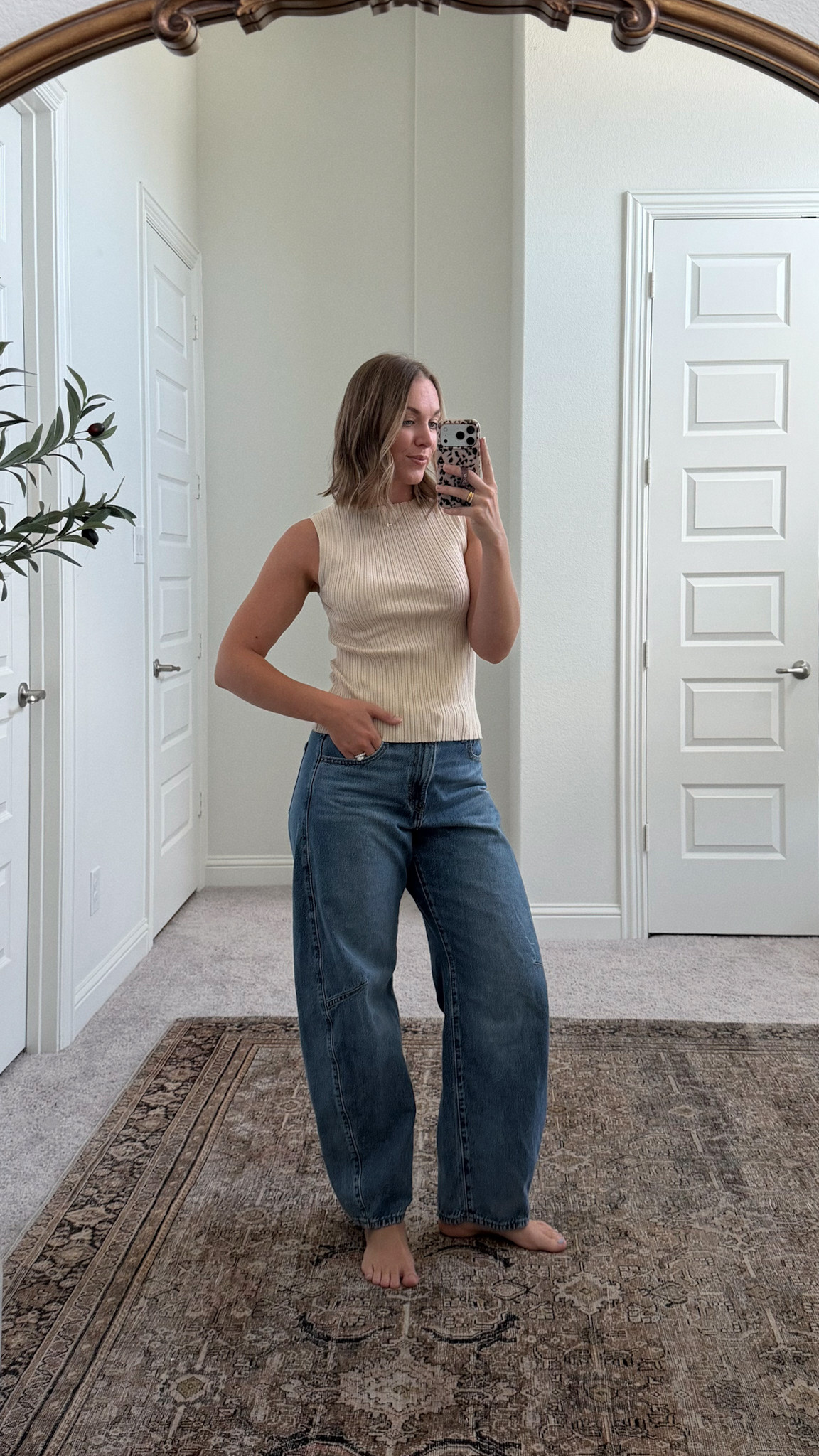 summer 👉🏼 fall transition top from @onequince ✨🍂 you can use code: INFG-26LINDSEYRESSLER10 to save on your first order 🫶🏼😘 #QuincePartner⁠ #workweartops #fallstyle #easyoutfits #falltransition ⁠

Wearing size Medium!!! 

 #LTKootd #LTKSeasonal #LTKWorkwear