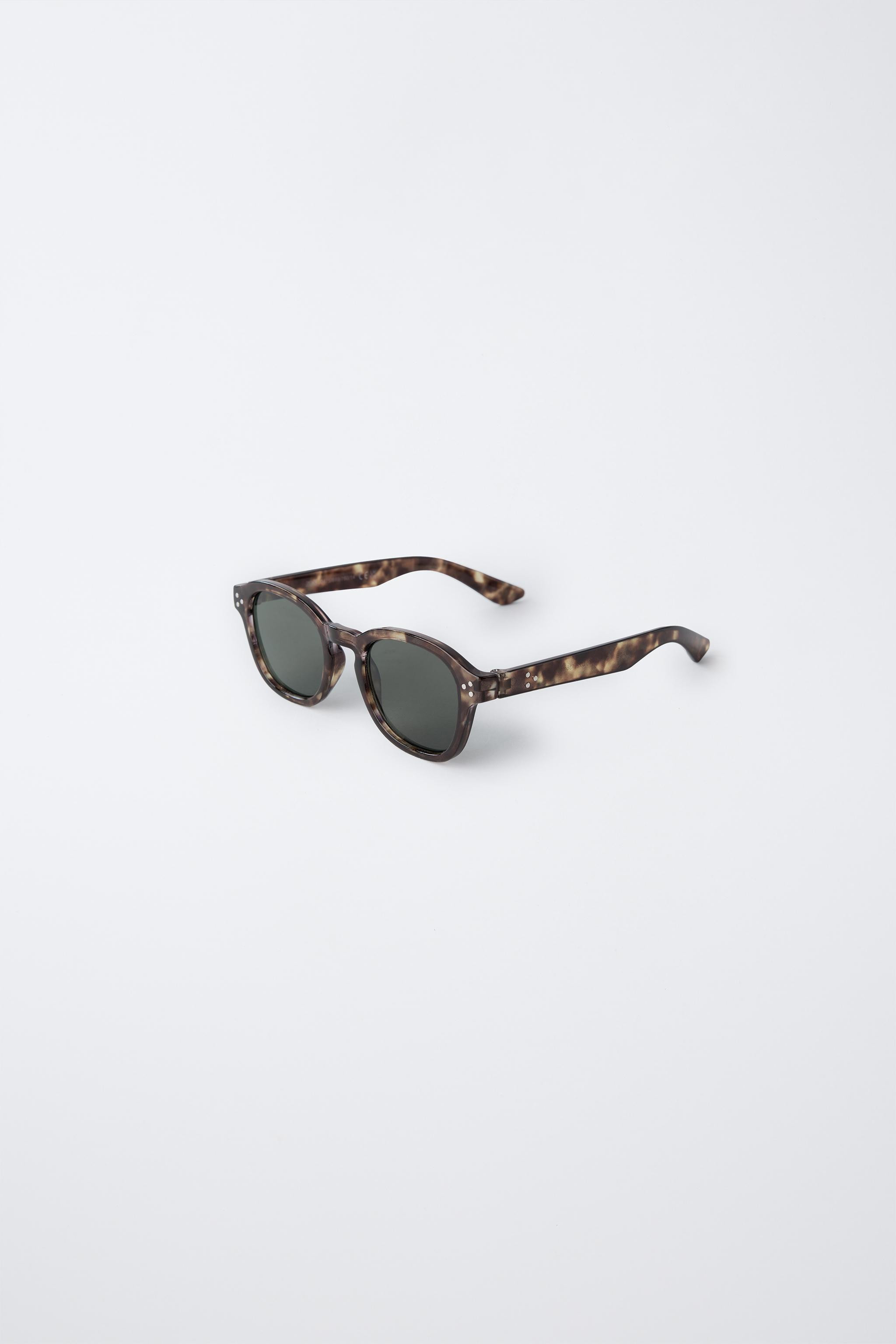 Sunglasses with a tortoiseshell-effect resin frame.100% UV Protection. Category 3. | Zara UK