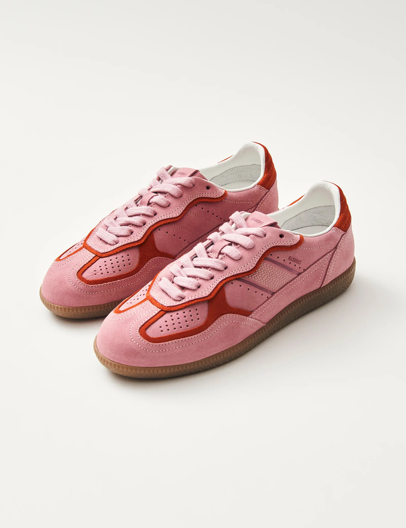 Alohas Rife Sea Pink Leather Trainers | Nobody's Child