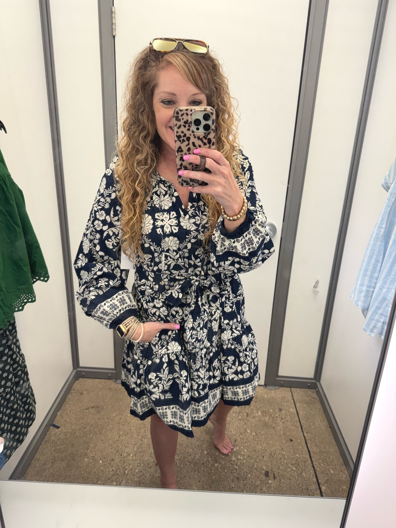 $25 Walmart Time and Tru Women's and Women’s Plus Tie Neck Mini Peasant Dress, Sizes XS – 4X

*Wearing size small

#LTKmomlife #LTKOver40 #LTKWorkwear
