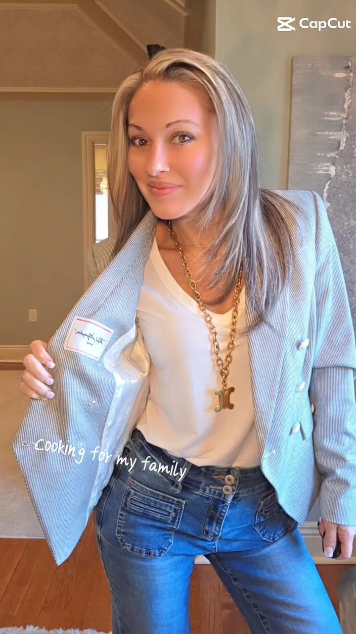 Love Karl Lagerfeld blazers.Macy's has a great selection.@macys@karllagerfeldparis#macysstylecrew

#LTKgrwm #LTKPetite #LTKootd