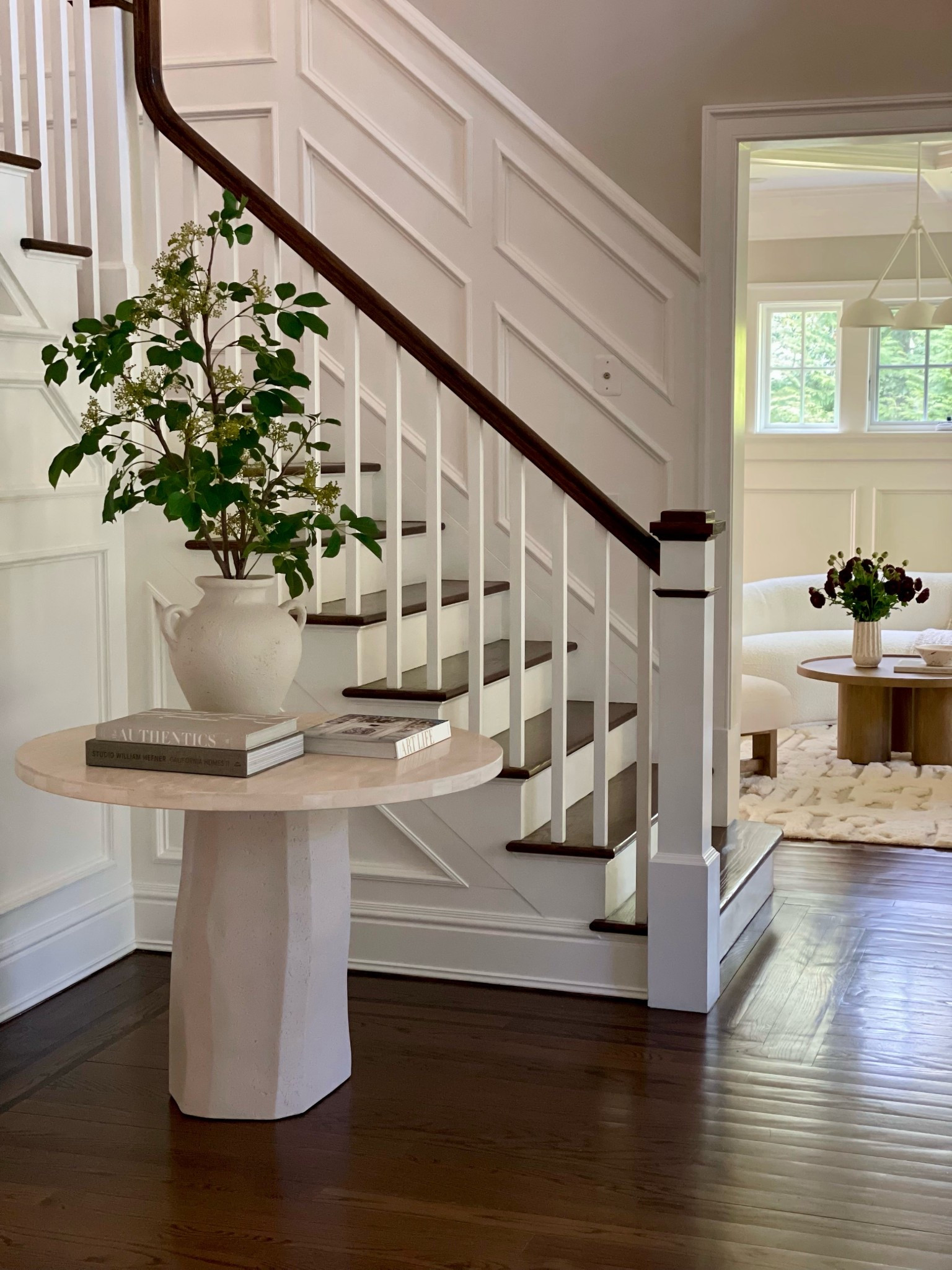 New entry table came today! I had been eyeing this one for a while and finally decided to make the purchase. It’s also on a major sale right now! 🤍

#LTKHome #LTKStyleTip #LTKSeasonal