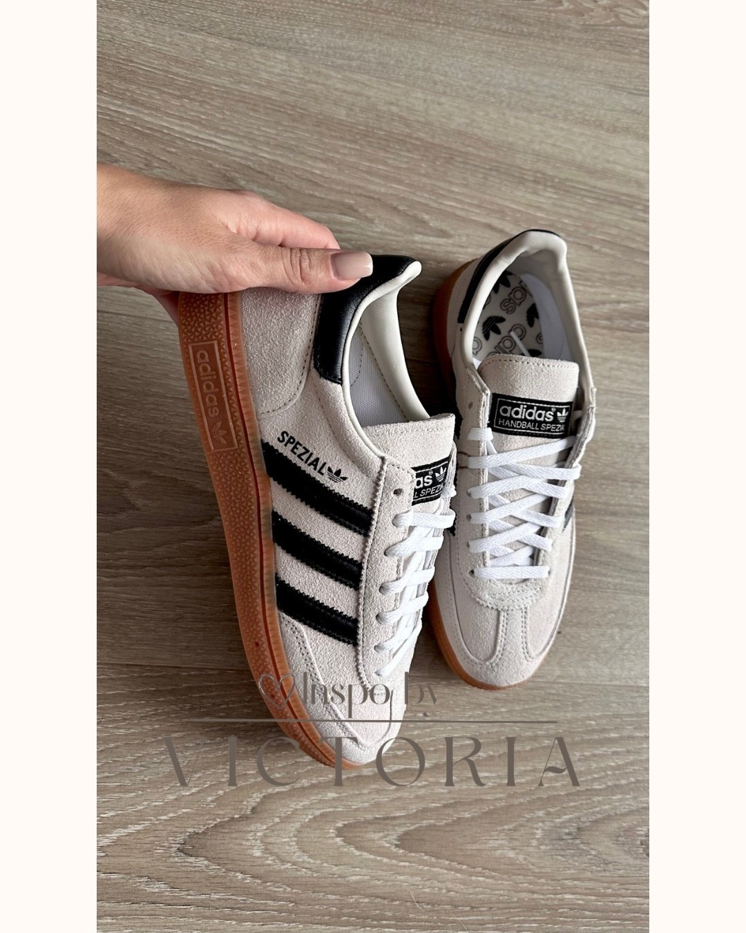 ✨ New favorite kicks ✨
Classic Adidas Handball Spezial — comfy, timeless, and perfect for every outfit 🤍🖤
#AdidasSpezial #SneakerStyle #LTKshoecrush #LTKfashion #LTKstyle


#LTKShoeCrush #LTKStyleTip #LTKSeasonal