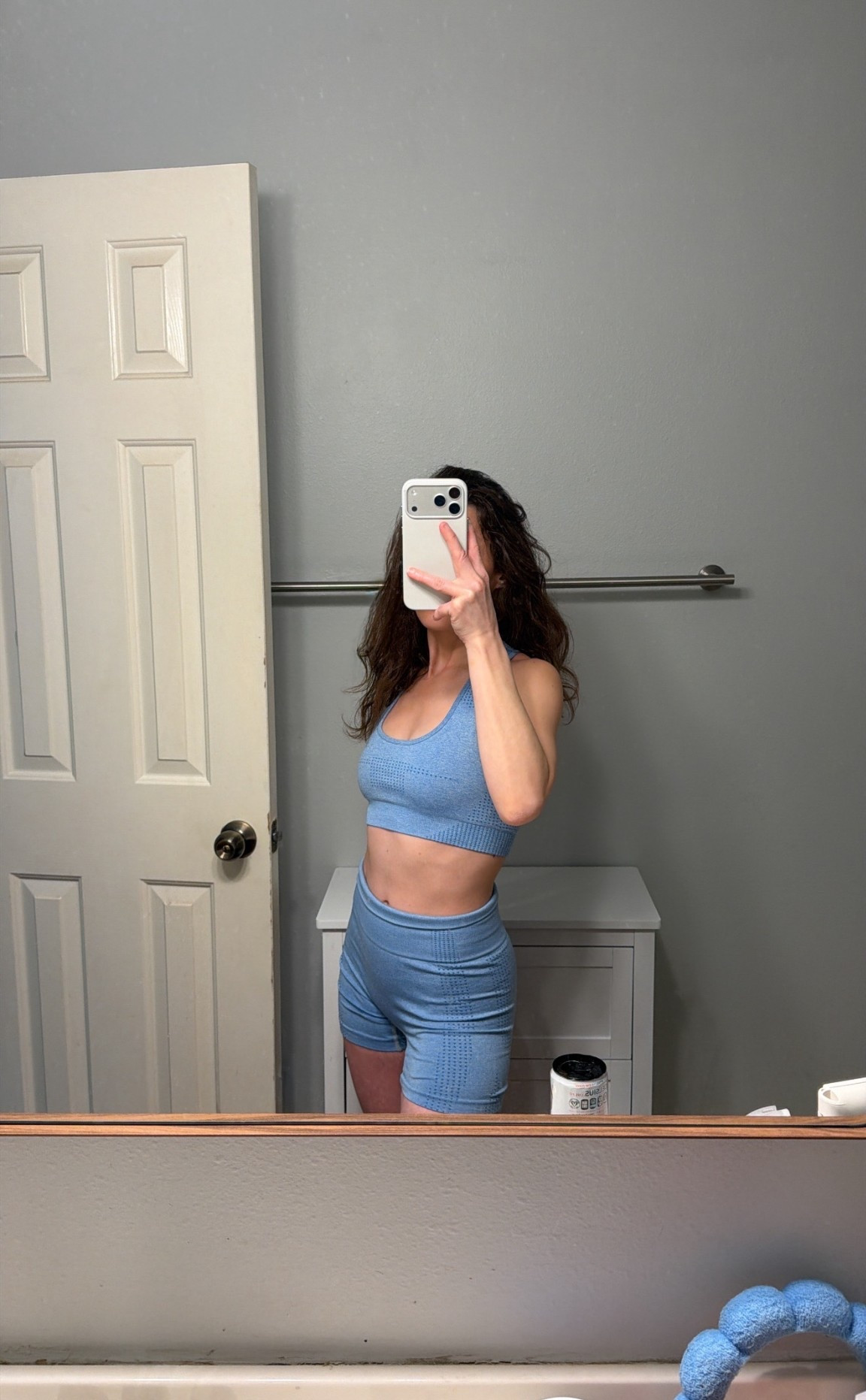This amazon workout set is so comfy & 100% squat proof! 
🎧🩵🦋👟
.
.
.
.
.
.
.
#amazon #amazonfashion #amazonactivewear #amazonworkoutset

#LTKootd #LTKActive #LTKPetite