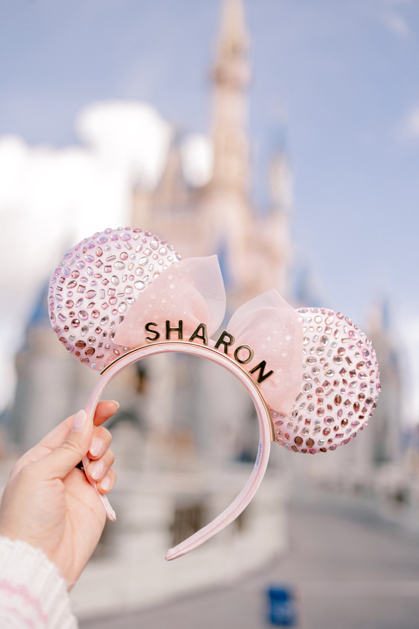 My favorite personalized ears! Don’t forget to check out the $10 stacking bracelets!

#LTKSaleAlert #LTKMothersDay #LTKootd