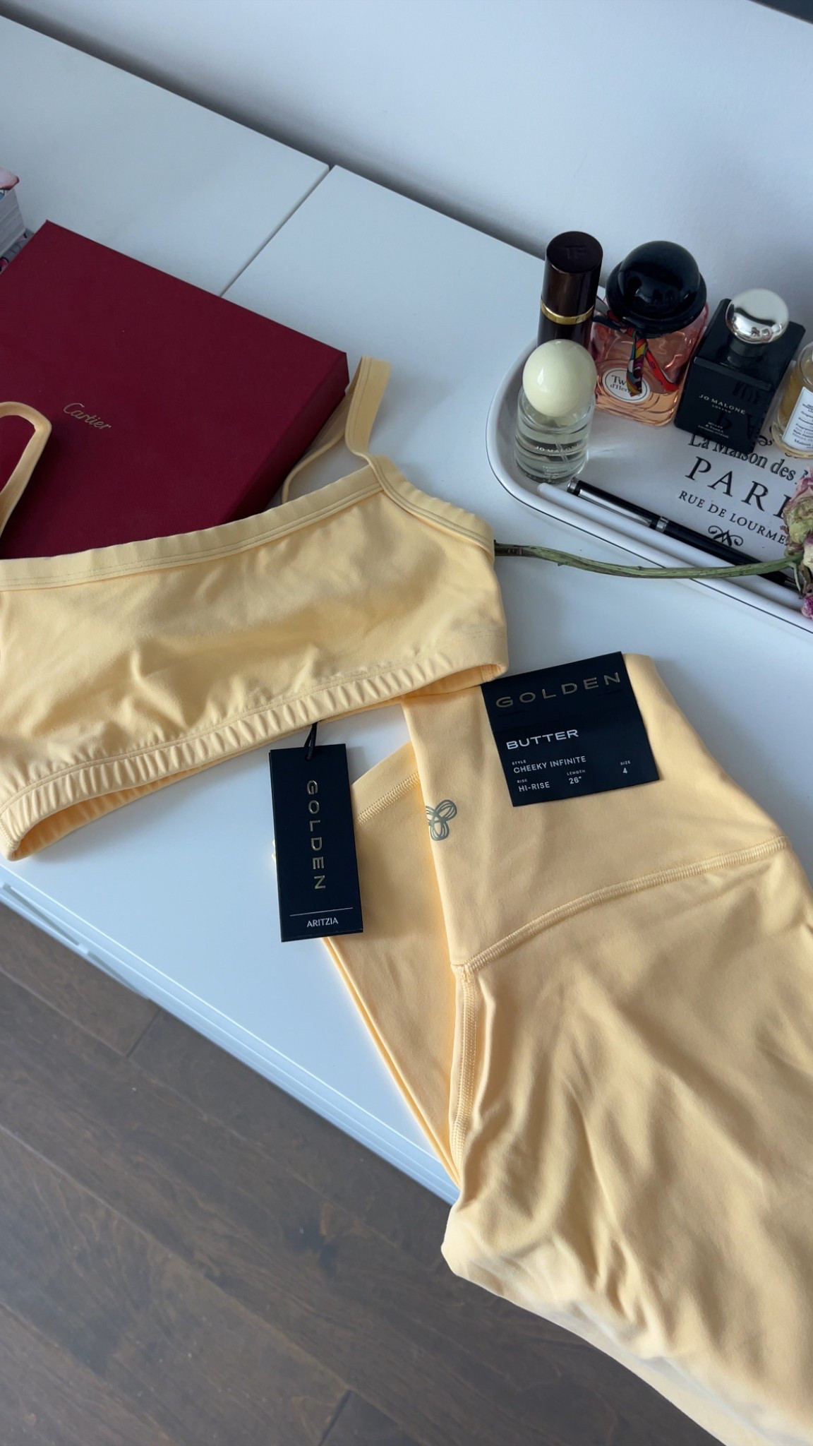 Butter yellow Aritzia Pilates set!
