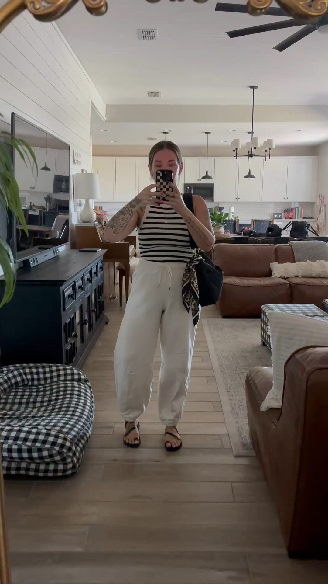 sweats & tank plz. thank ya! size SM in both, code AUBREYLL15 to save in my bag!

#LTKStyleTip #LTKPetite #LTKFindsUnder50