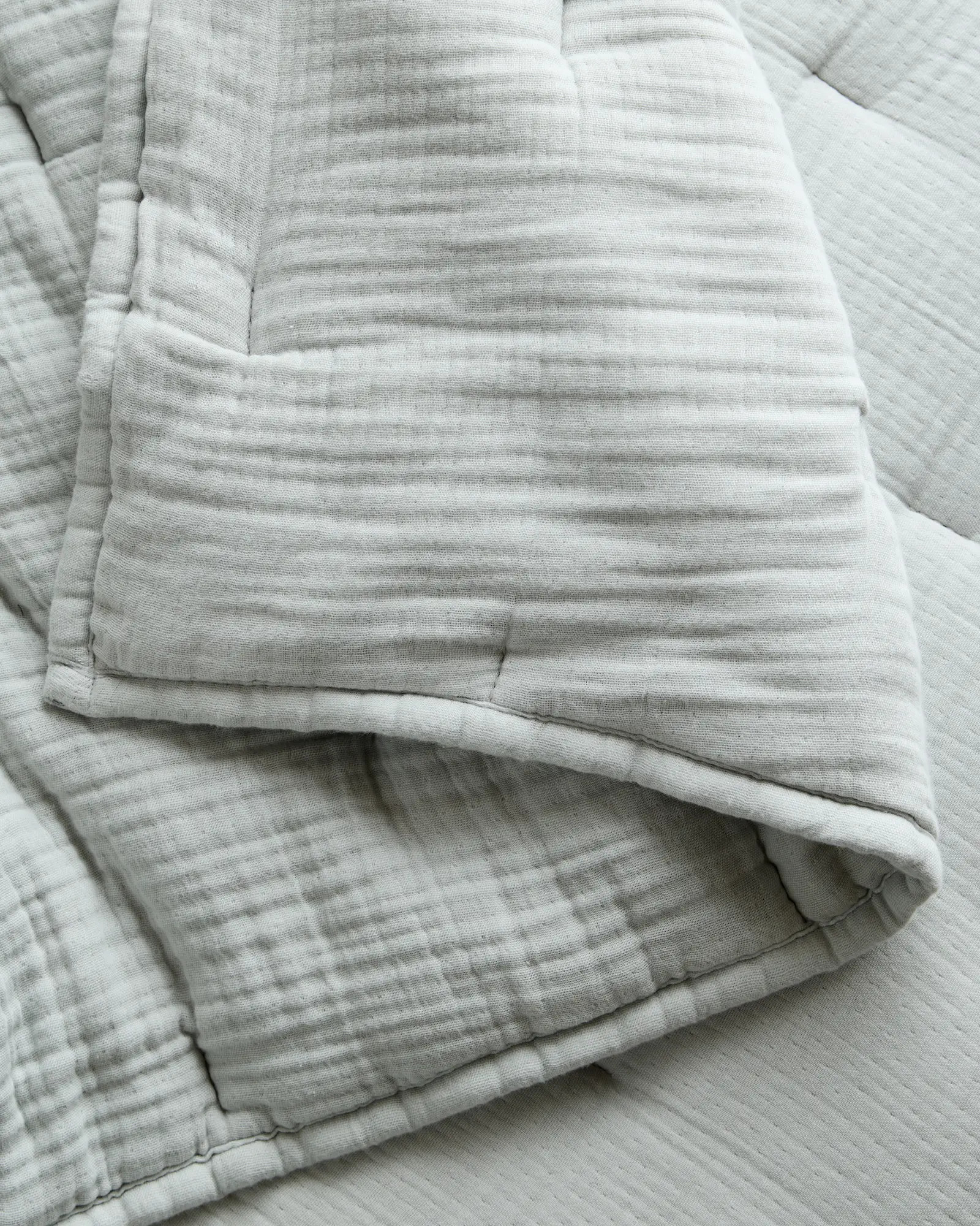 Organic Airy Gauze Dream Quilt Set | Quince