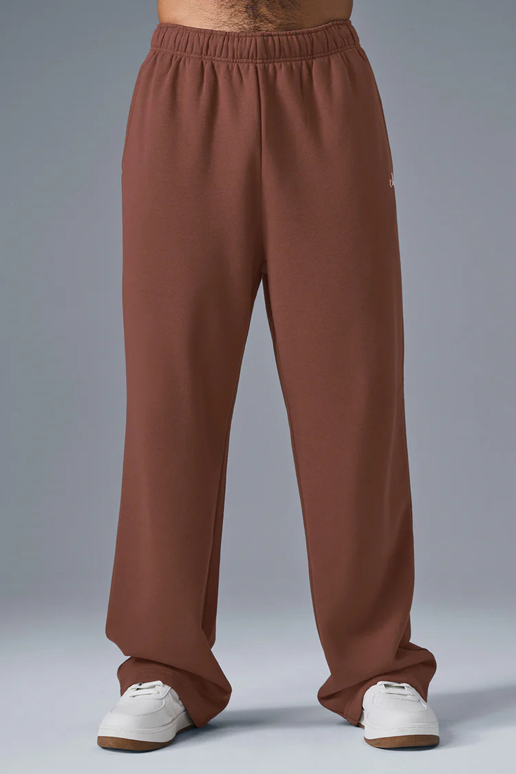 Accolade Straight Leg Sweatpant | Alo Yoga (US)