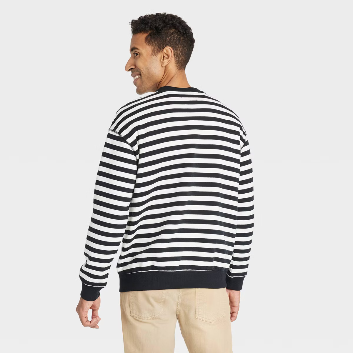 Men's Crewneck Pullover Sweatshirt - Goodfellow & Co™ | Target