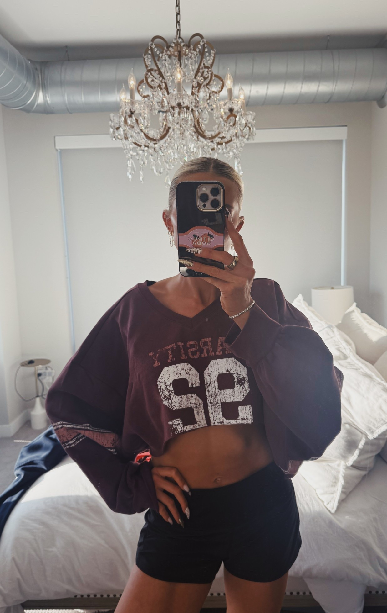 new cutie cropped sweatshirt from urban 👼🏼

#LTKFindsUnder50 #LTKFindsUnder100 #LTKStyleTip