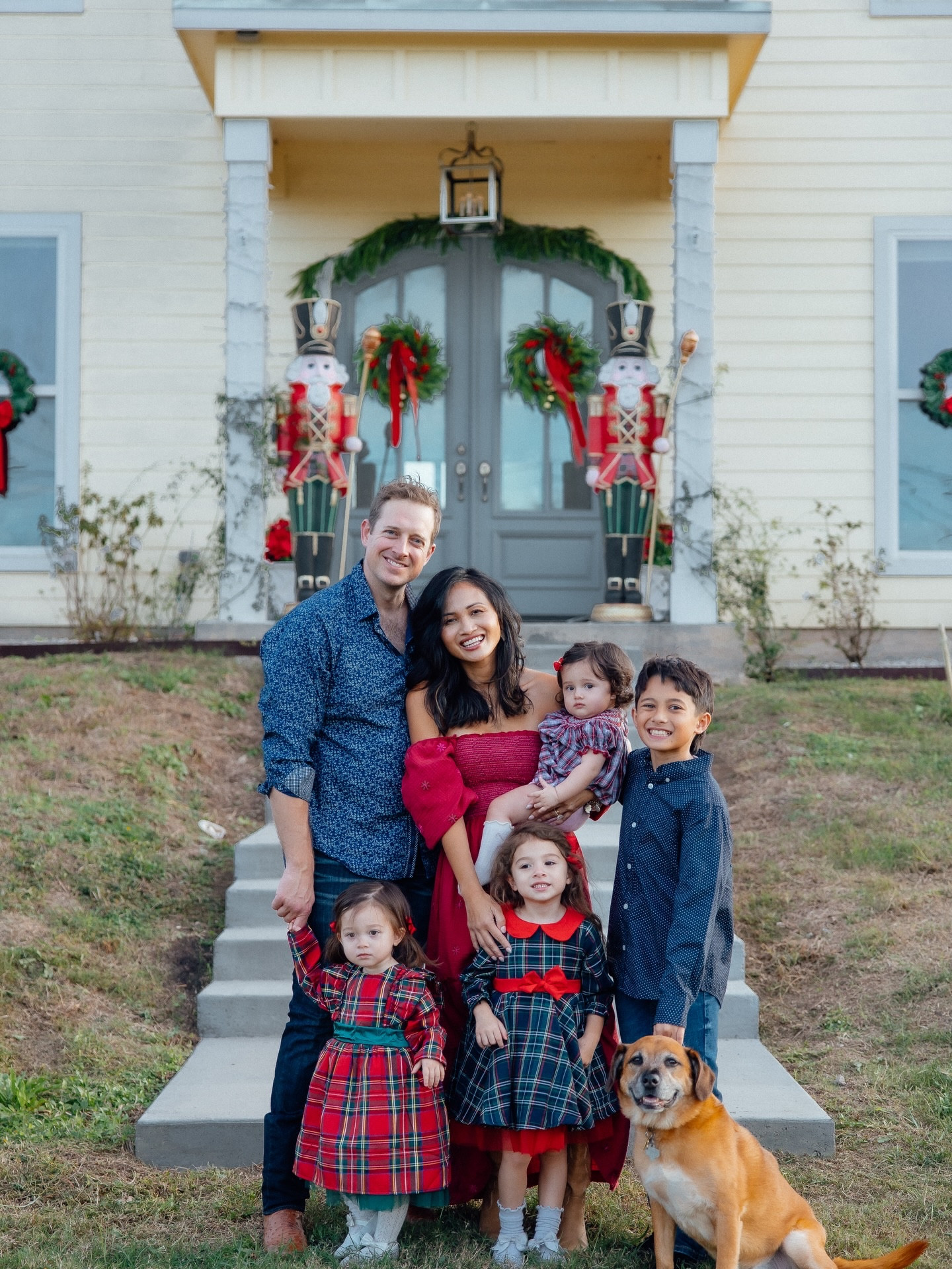 Sending our virtual Christmas card from our family to yours. So much to be thankful for this year, but most of all thankful for our growing family. Charlotte Grace celebrates her first Christmas with us, Jayden is 10, Ella is 3, and Daisy is 2. Our house is messy and loud, our days are exhausting, but our hearts are full!🥰 We wouldn’t want it any other way. We hope everyone has a Merry Christmas!💛🎄🙏🏽

📷: @yashxsinghofficial always does the best job capturing our family. I will cherish these photos forever.🥹