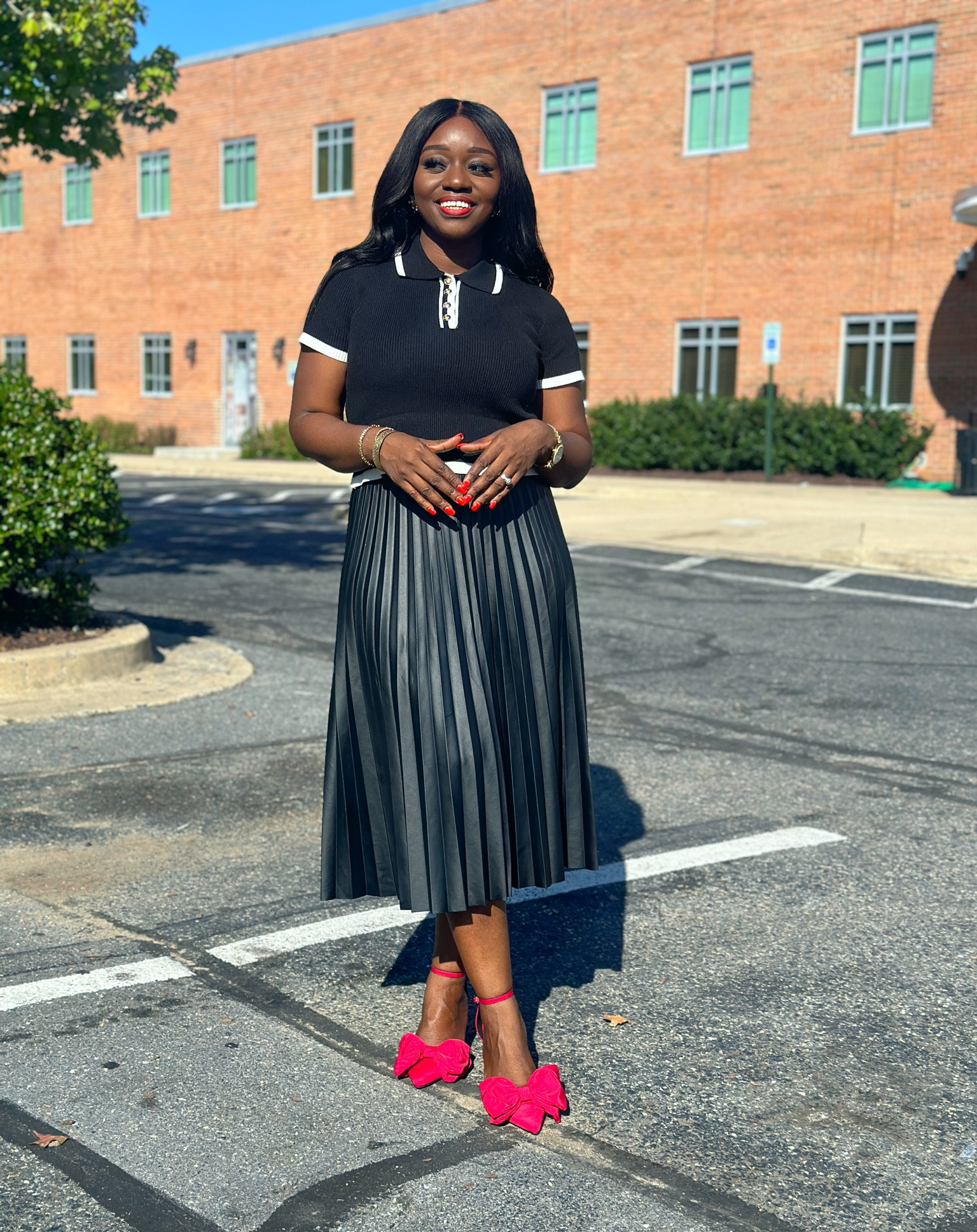 You can never go wrong with a pop of color on your feet! The shoes are perfection! Comfy and beautiful 💋♥️

#LTKfindsunder50 #LTKstyletip #LTKshoecrush