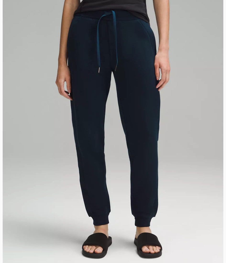 My favorite joggers by Lulu 

#LTKfitness
