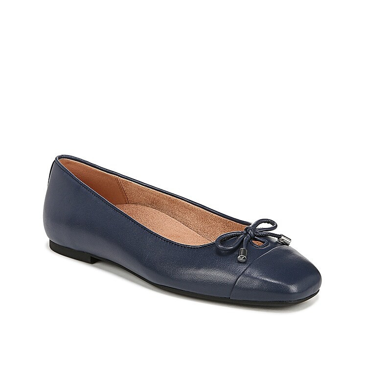 Vionic Klara Flat | Women's | Navy Leather | Size 6.5 | Flats | DSW