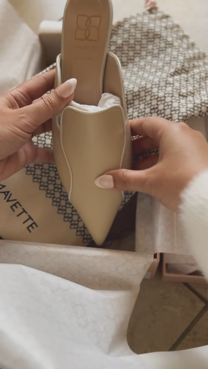 Mavette nude mules, beige shoes, Italian shoes, slip ons, kitten heels


#LTKworkwear #LTKFind #LTKshoecrush