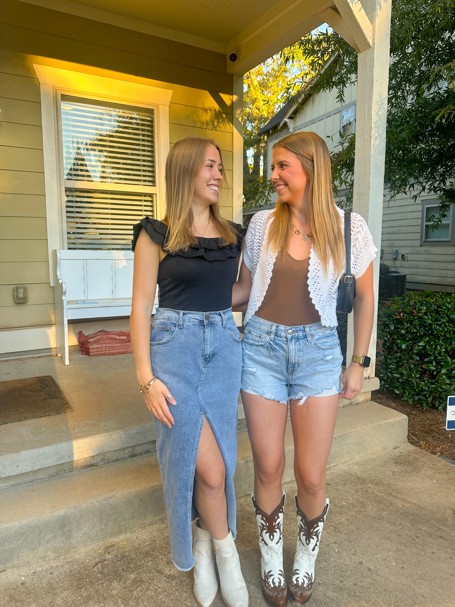 concert outfits 🤎💛

#LTKSeasonal #LTKParties #LTKGiftGuide