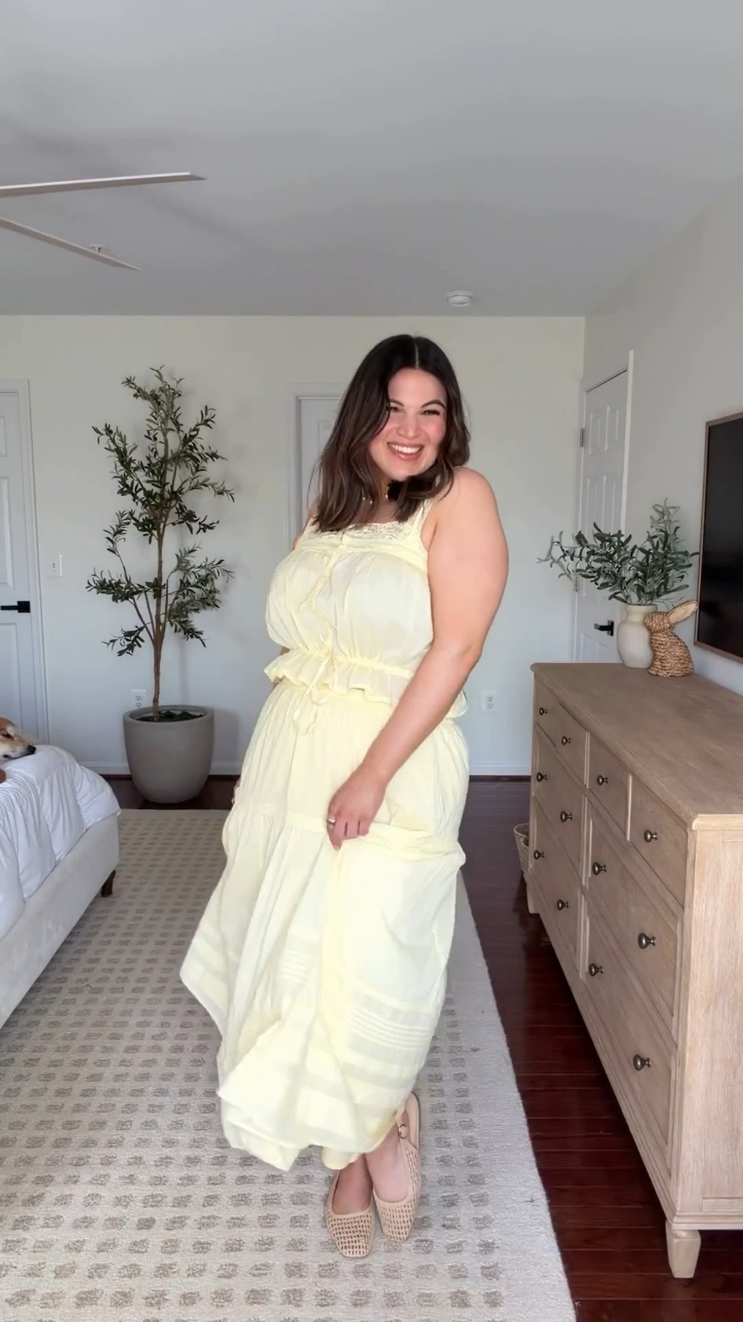 Midsize spring outfit idea! 

Anti chafing shorts - M/L 
Top + skirt - large @abercrombie 
Flats - 9
Perfume @Elizabeth Arden @Macys 




#LTKSeasonal #LTKootd #LTKMidsize