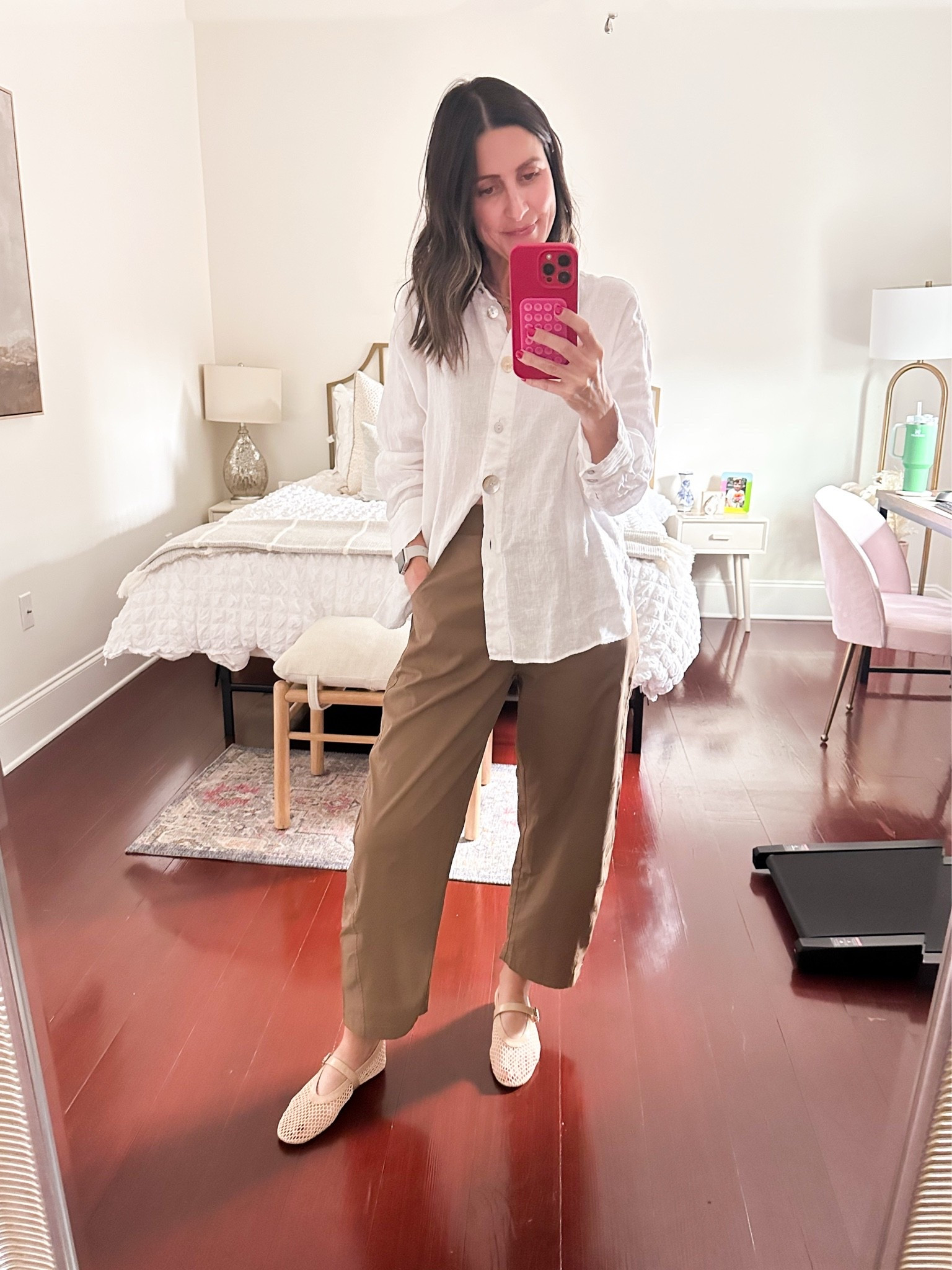 Fave new travel pants. Fave new WFH pants. I’m wearing size small. 

Ruti look for less! 

Mesh sandals. Love the “nude” color! TTS.

#LTKOver40 #LTKTravel #LTKWorkwear