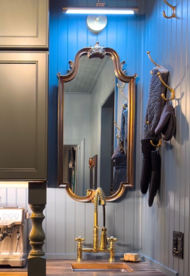 An ornate mirror that adds elegance and function in equal measure. Thoughtfully placed, it elevates the space while quietly concealing modern essentials behind the scenes.

#CallSignDesign #Vintage #Luxury #InteriorDesign #InteriorDecorating #Elegance #Chandelier #OldWorldCharm #DesignStyle #CastleCore #OldWorldCharm  #SimpleSwaps