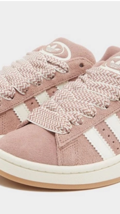 NEW SNEAKER❤️

#LTKspring #LTKshoes #LTKstyletip