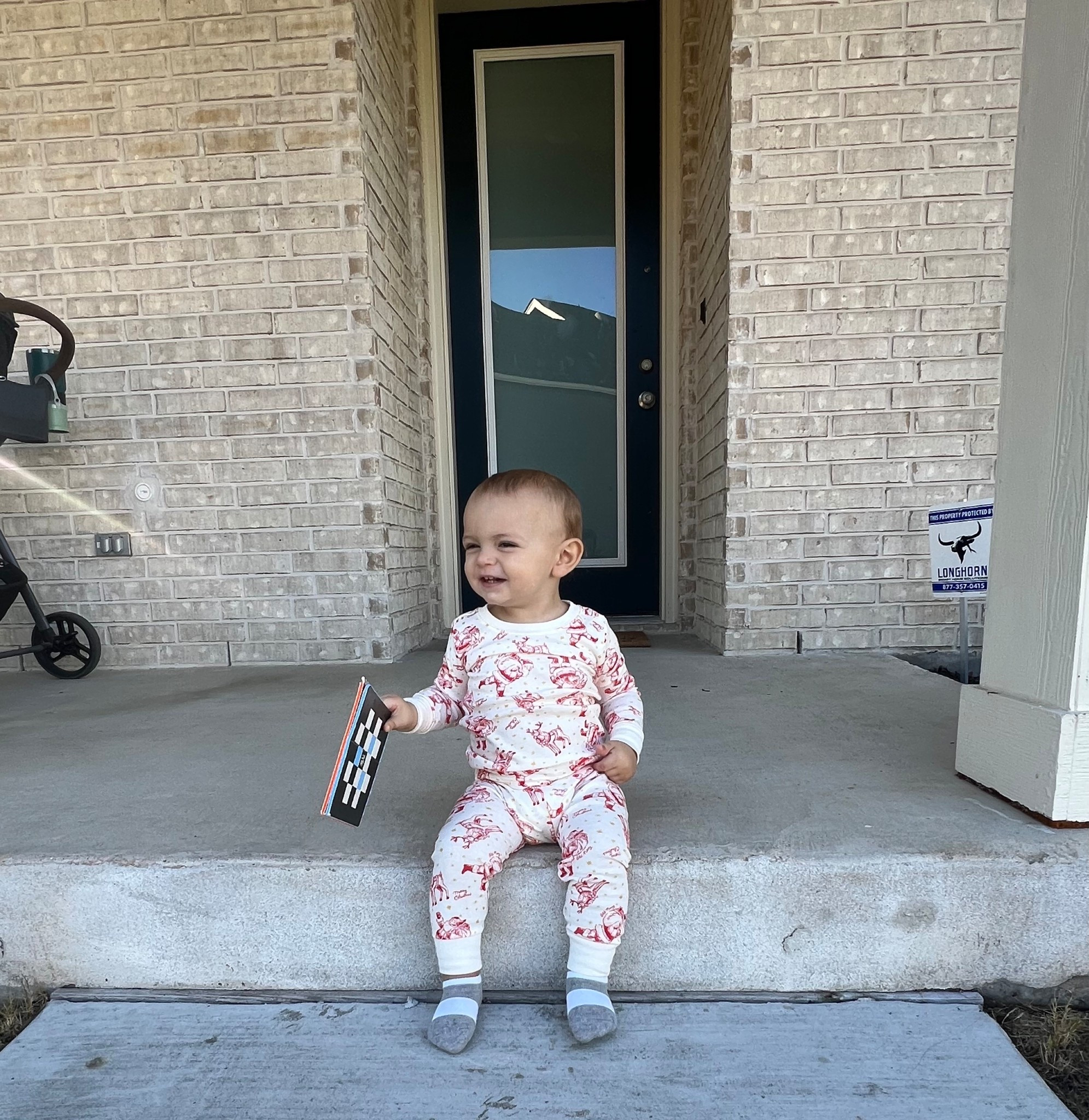 it’s tiiiiime! christmas jammie’s are in full effect over here. and yes i wore my matching jams with him to bed last night 😉