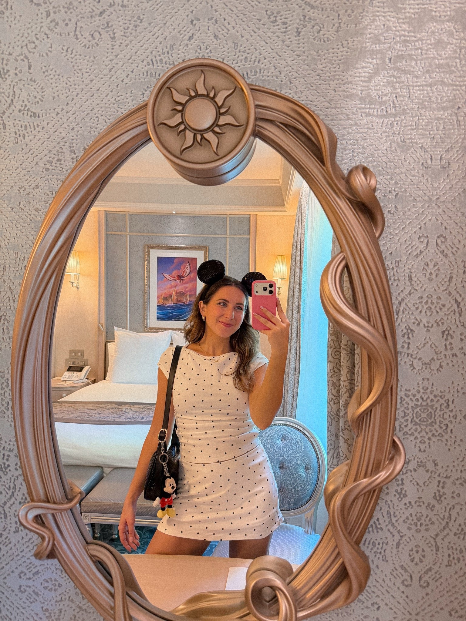 Disneyland Paris outfit day 1!!🐭🫶🏻