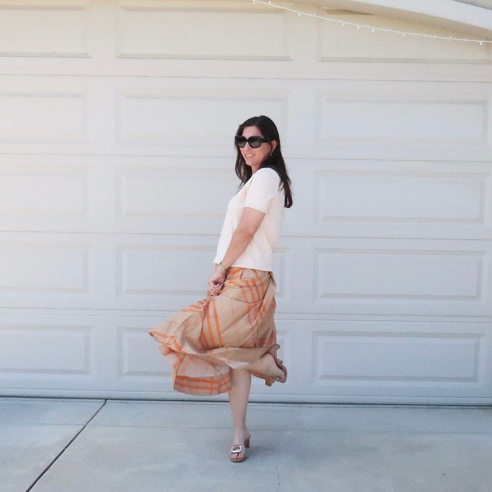 Twirling for joy in these comfy sandals and spring outfit 🙌💕❤️

#LTKSeasonal #LTKOver40 #LTKootd