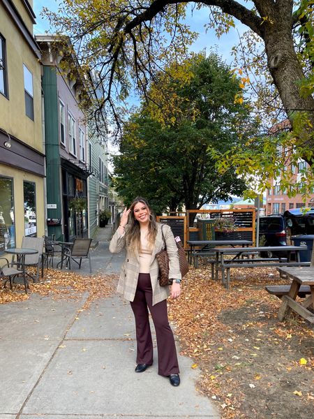 October photo (and outfit) dump 🍂🎃👻🧙🏽‍♀️🏰👩🏻‍💻

I can’t believe it is already November! It was a very fun and busy October, so I guess the saying is true, time flies when you’re having fun! 



#LTKSeasonal #LTKtravel
