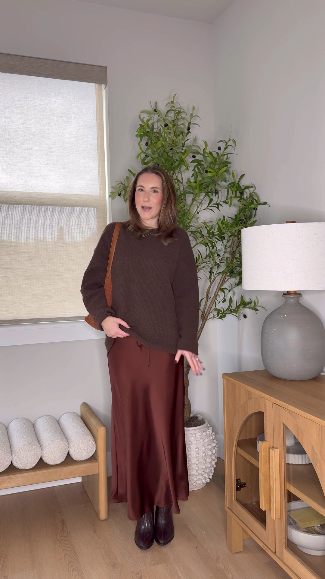 10 days of Thanksgiving outfits🍂 DAY 7

Monochromatic in my current favorite color combo🐻🍂 this combo is chic but still SO comfortable! Wearing a small skirt and medium pullover

Thanksgiving outfit idea | brown outfit | monochrome | brown skirt | outfit inspo | brown sweater | 



#LTKHoliday #LTKootd