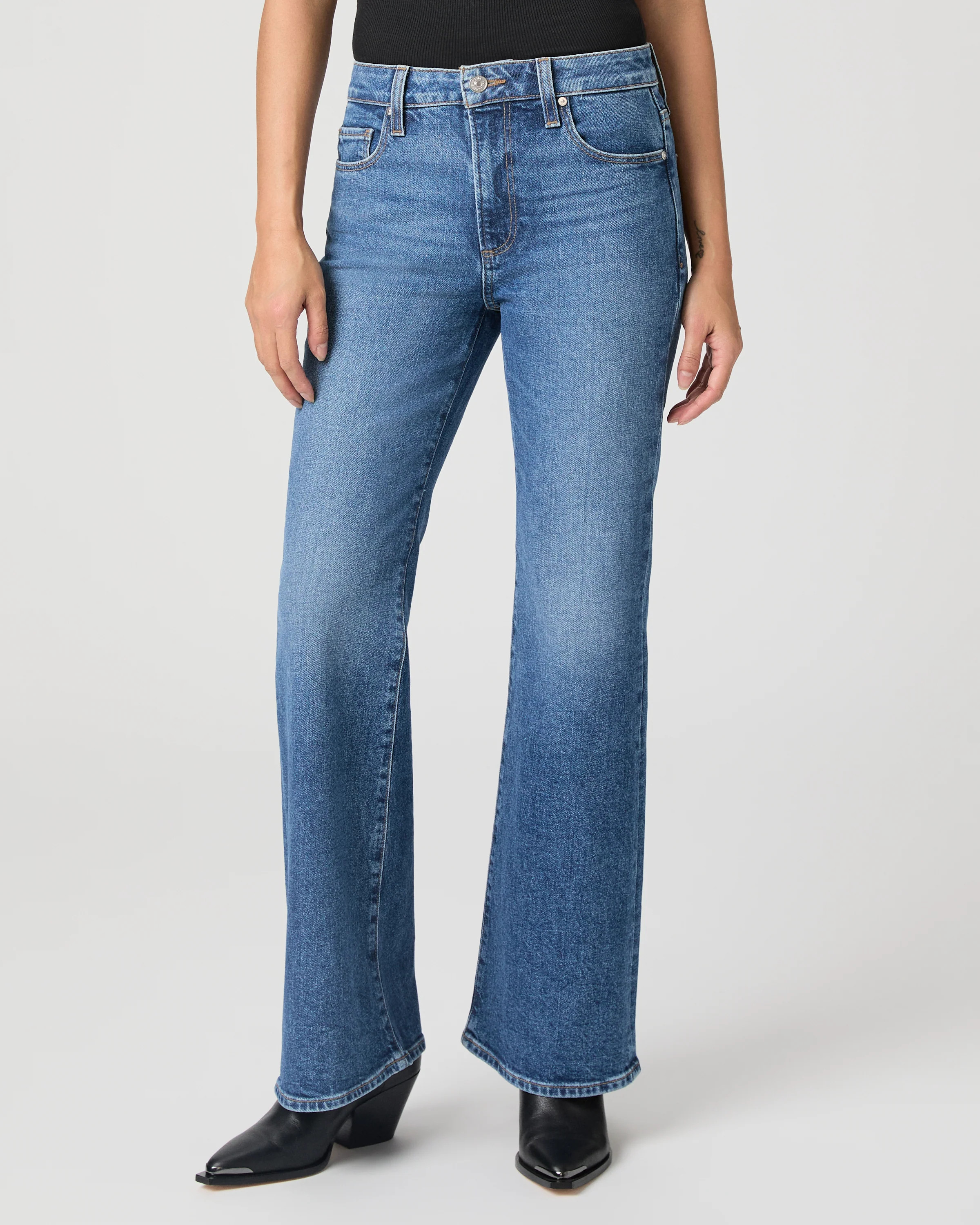 Sofia Petite Flare Jean | Paige