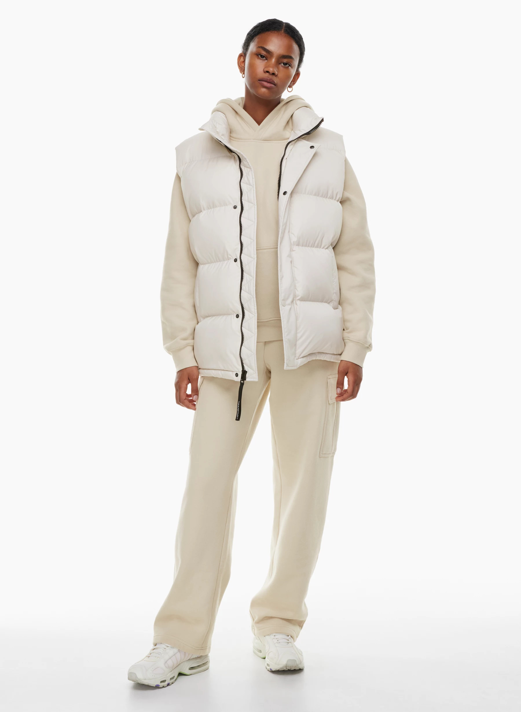 THE SUPERSIZE PUFF™ VEST | Aritzia