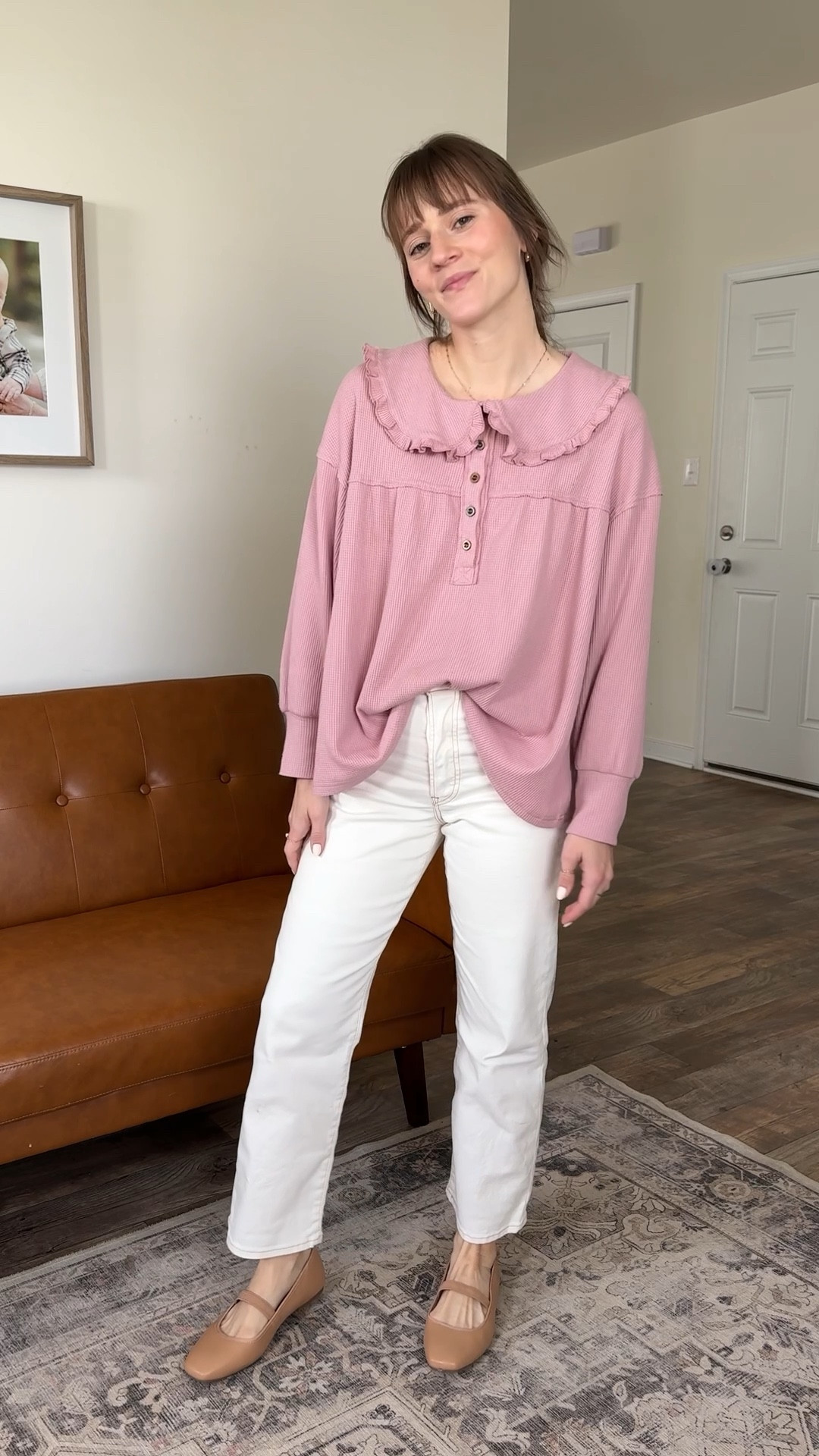 Spring OOTD. White pants are Levi’s. I sized up one and am wearing 26. Shirt is a size small. Shoes fit TTS 

#LTKSaleAlert #LTKStyleTip #LTKSeasonal