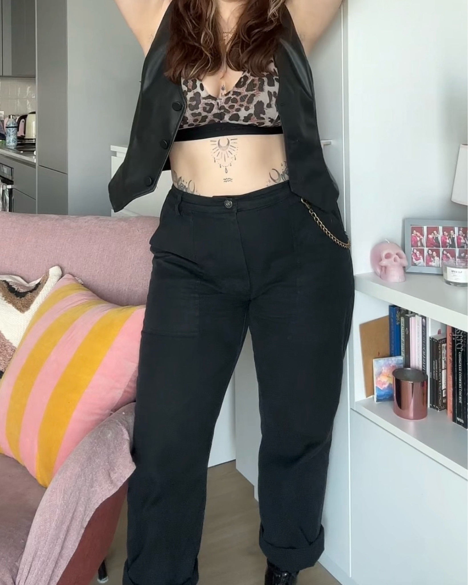 HOT TO GO tiktok GRWM outfit details

about me: 164cm | UK14 | 32H

outfit detail and sizes: 
bralette: lemonade dolls [M]
waistcoat: miss selfridge on asos [14]
trousers: p&co [16]
chain: cactus leather cult 

#LTKMidsize #LTKStyleTip