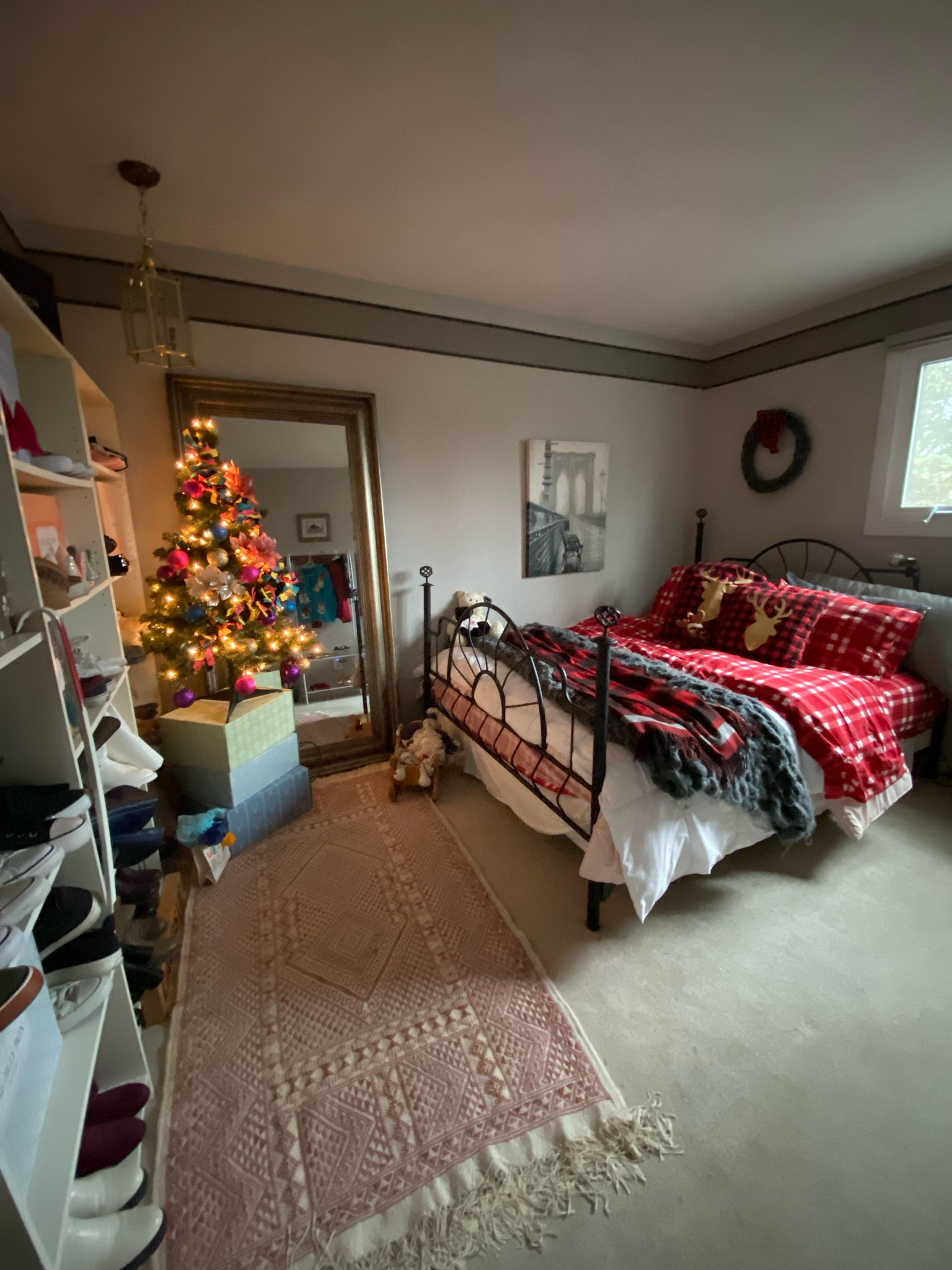 It’s a country home Christmas in the spare bedroom 



#LTKSeasonal #LTKHome #LTKHoliday