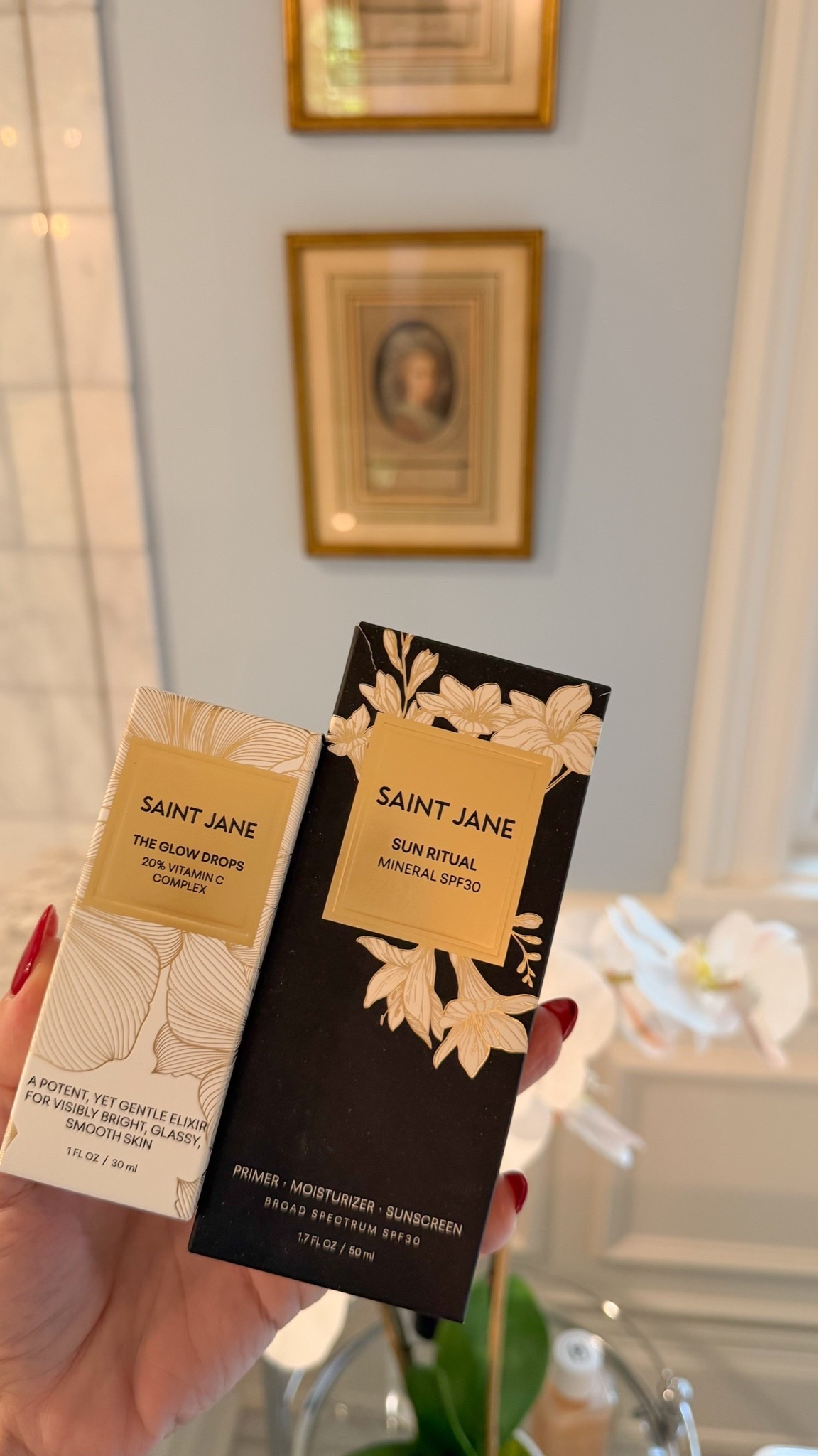 New additions to my morning routine from @Saint Jane Beauty 🤍 It’s been ages since I had a good vitamin C serum and my dark spots have been popping up.