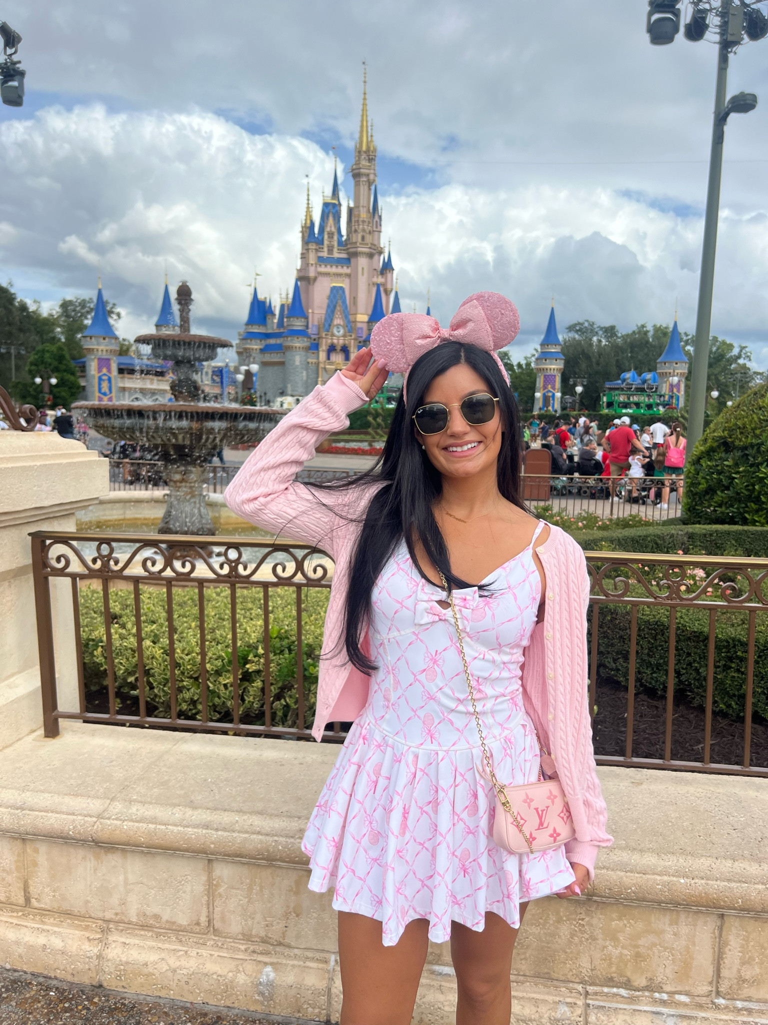 Walt Disney world park outfit
Disney outfits
Loveshackfancy 
Coquette asthetic 
Bows


#LTKActive #LTKTravel #LTKSeasonal