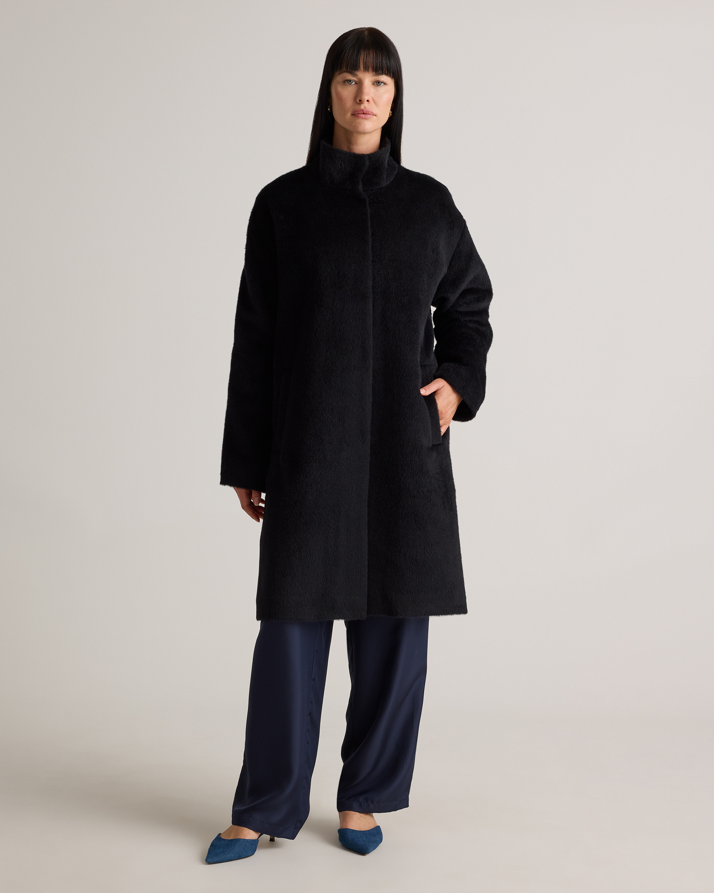Quince | Women's Alpaca-Wool Stand Collar Coat in Black, Size Large | Quince